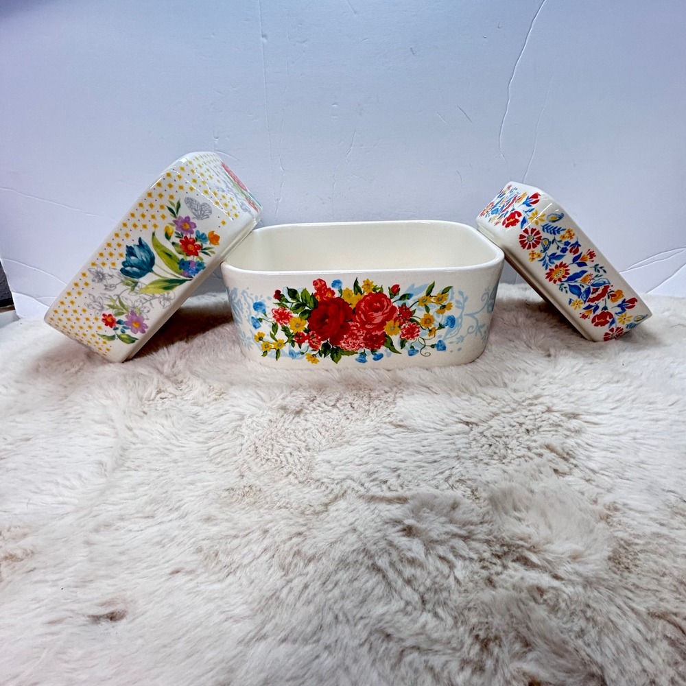 The Pioneer Woman Nesting Stoneware Serving set Floral Set 3 Piece Baking